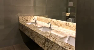 Can granite countertops be used in the bathroom?