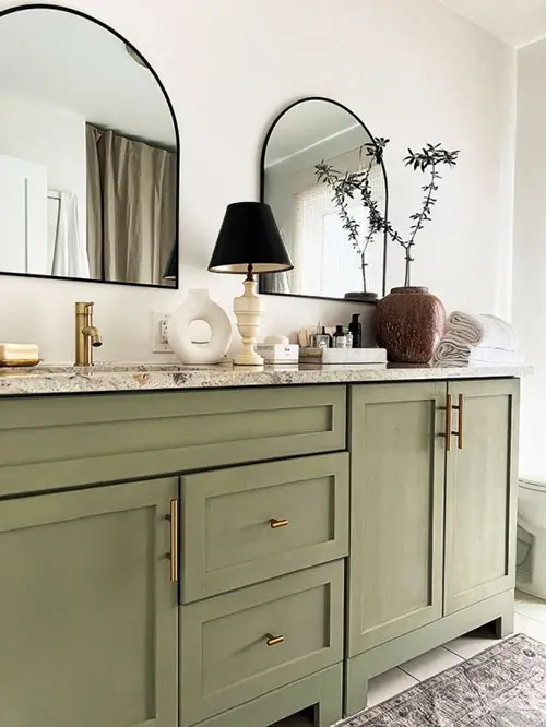 Armoire de salle de bain Laval