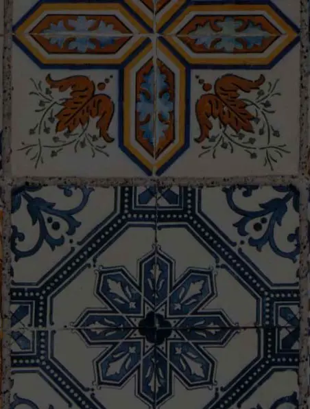 Céramique à motifs