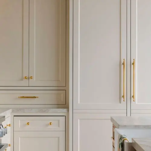 Armoire de cuisine classique