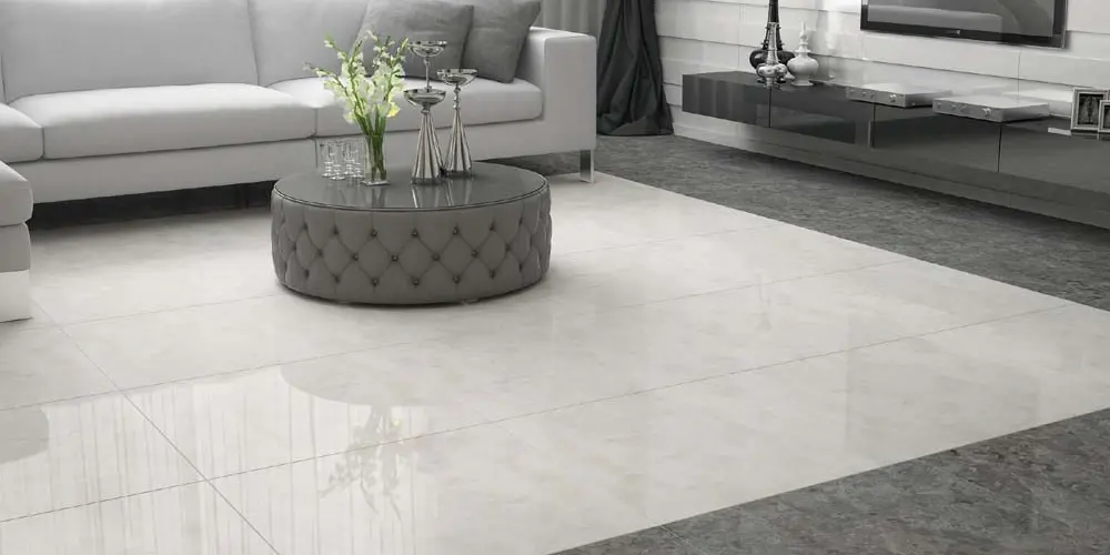 Les Différences Essentielles Entre les Tuiles en Porcelaine et en Céramique