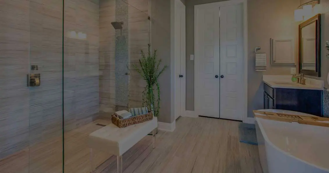 salle de bain et douche en céramique