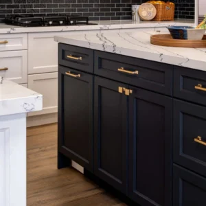 comptoir et armoire de cuisine 