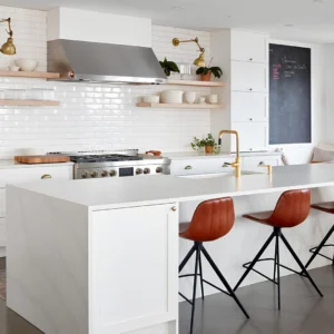comptoir de cuisine et armoires miralis