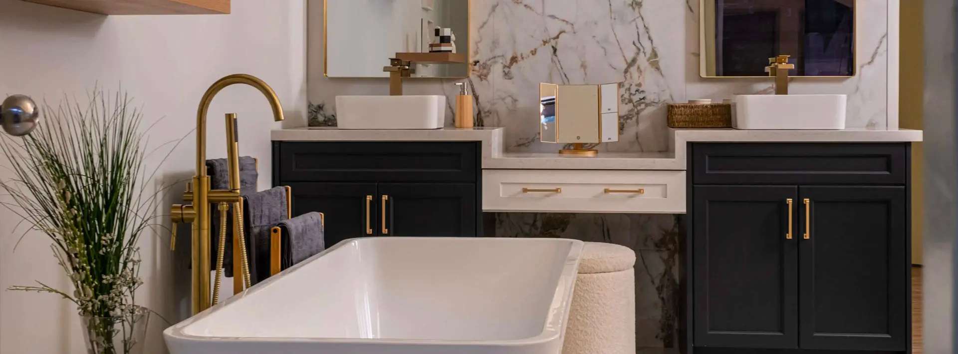armoire de salle de bain